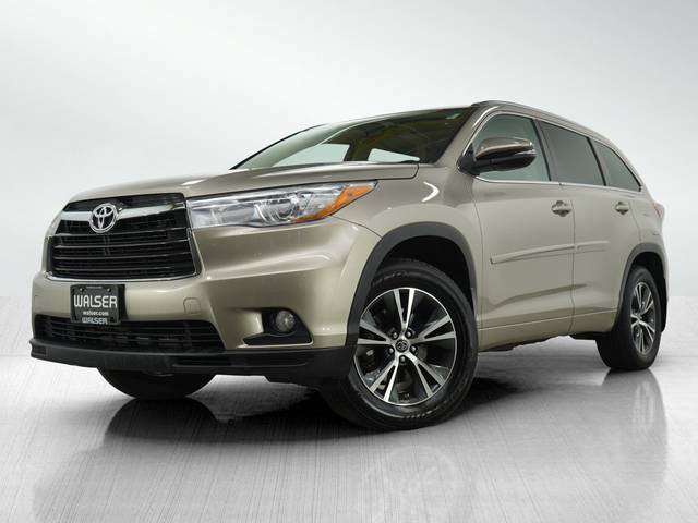 2016 Toyota Highlander XLE AWD photo