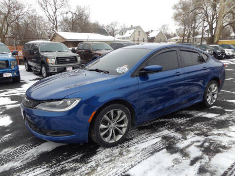 2015 Chrysler 200 S AWD photo