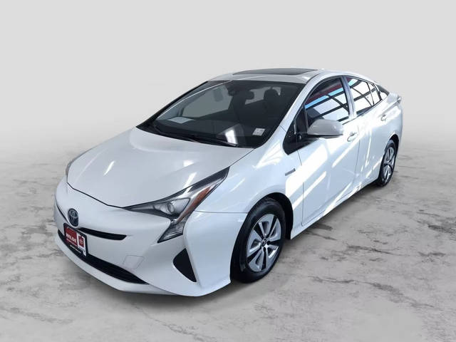 2016 Toyota Prius Four FWD photo