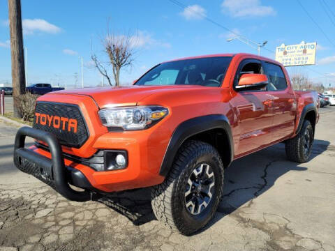 2016 Toyota Tacoma TRD Off Road 4WD photo