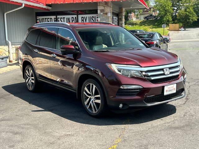 2016 Honda Pilot Touring AWD photo