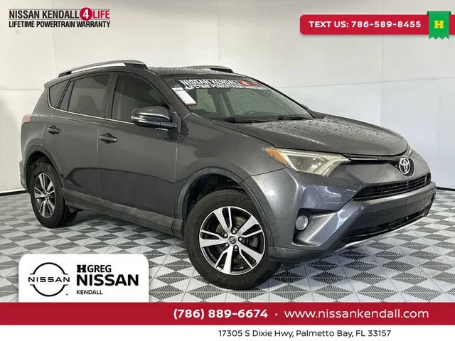 2016 Toyota RAV4 XLE FWD photo