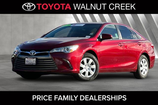 2016 Toyota Camry LE FWD photo