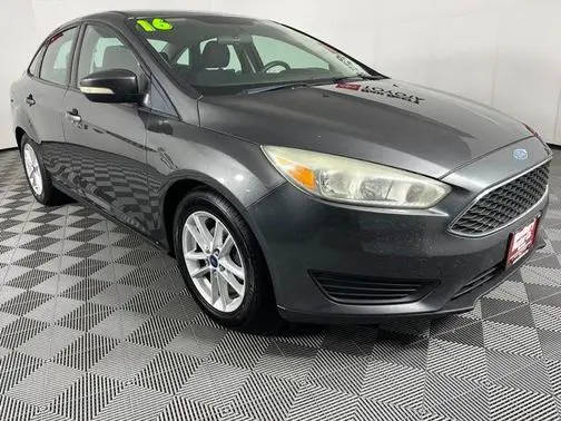2016 Ford Focus SE FWD photo