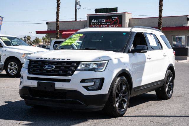 2017 Ford Explorer XLT FWD photo