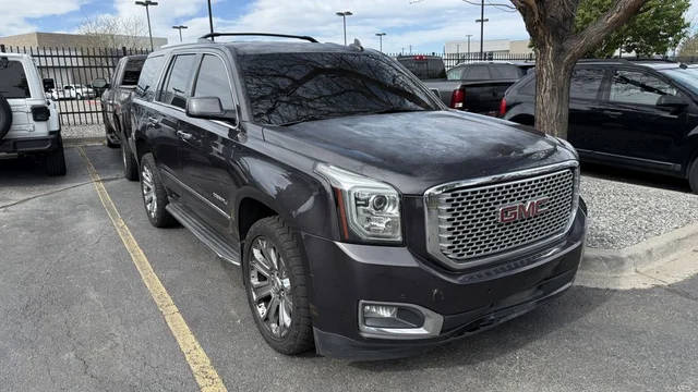 2016 GMC Yukon Denali 4WD photo