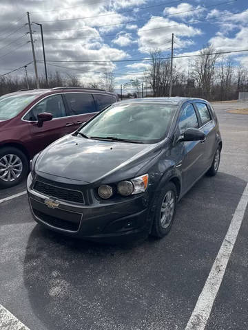 2016 Chevrolet Sonic LT FWD photo