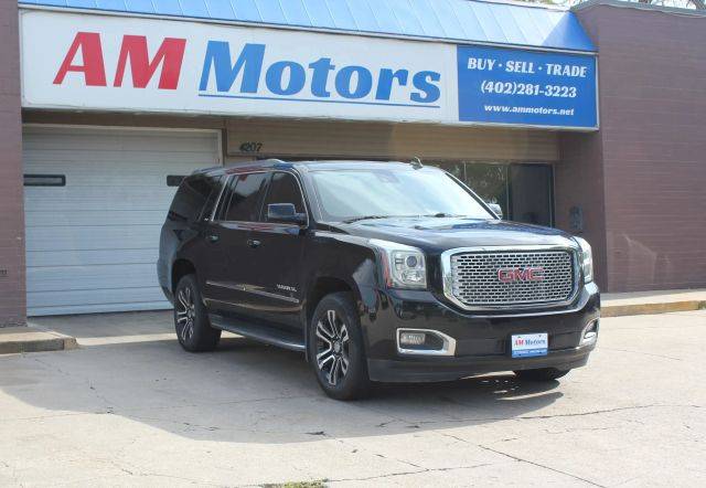 2016 GMC Yukon XL SLT 4WD photo