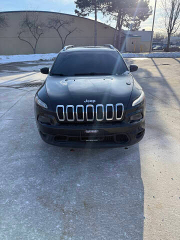 2016 Jeep Cherokee Latitude FWD photo