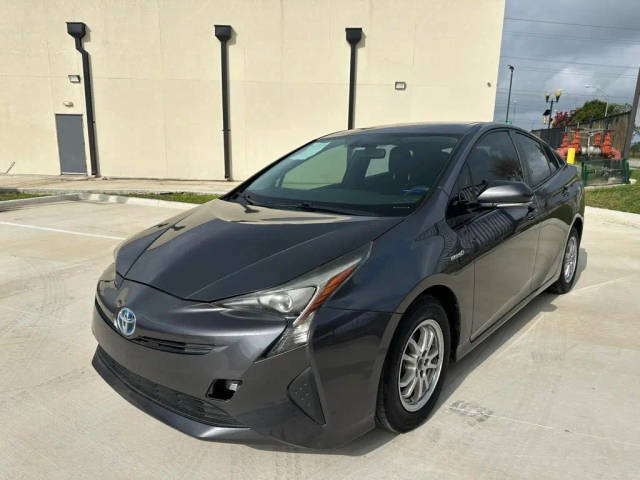 2016 Toyota Prius Four FWD photo