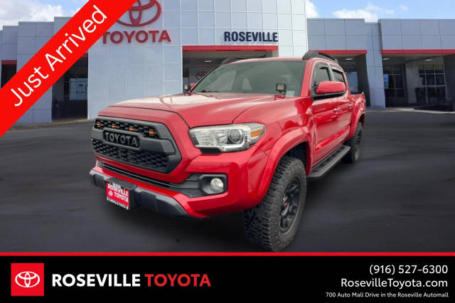 2016 Toyota Tacoma SR5 4WD photo