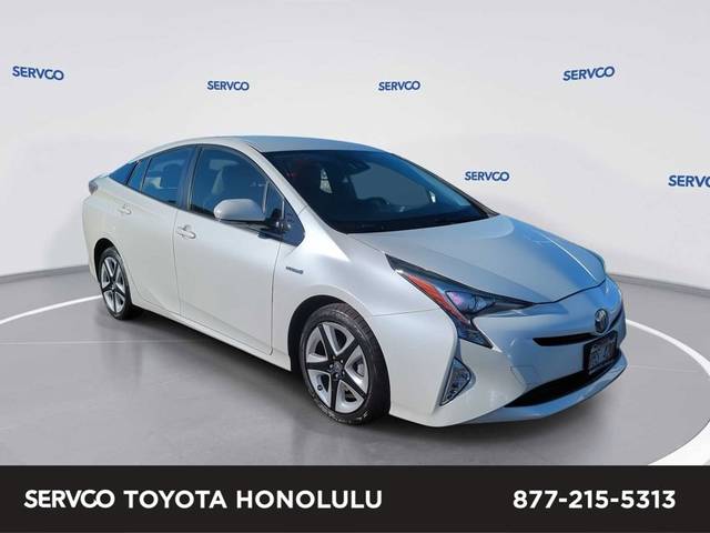 2016 Toyota Prius Three Touring FWD photo