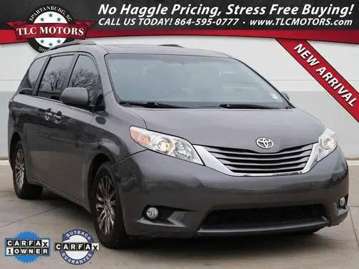 2016 Toyota Sienna XLE Premium FWD photo
