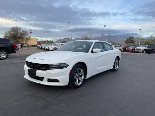 2015 Dodge Charger SXT RWD photo