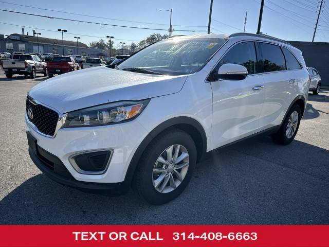 2017 Kia Sorento LX FWD photo