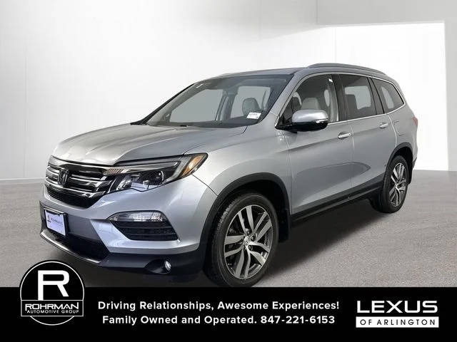 2016 Honda Pilot Touring AWD photo