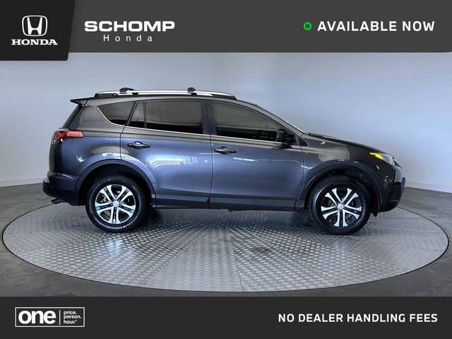 2016 Toyota RAV4 LE AWD photo