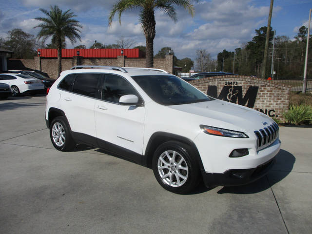 2015 Jeep Cherokee Latitude FWD photo