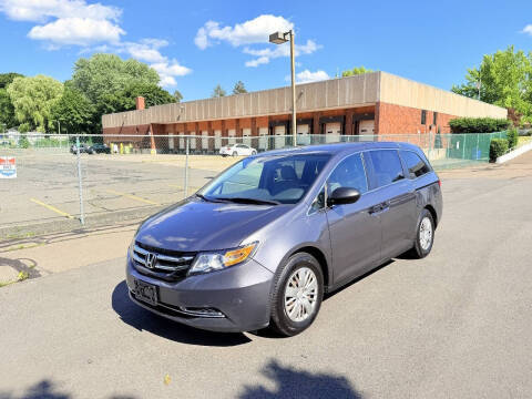 2016 Honda Odyssey LX FWD photo