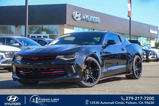 2016 Chevrolet Camaro 1LT RWD photo