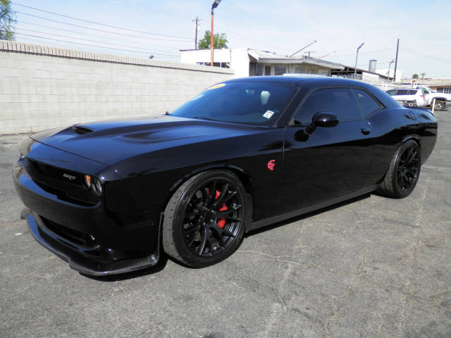 2016 Dodge Challenger SRT Hellcat RWD photo