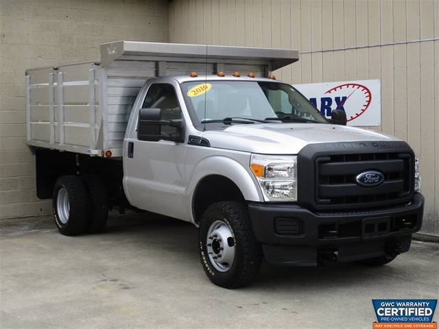 2016 Ford F-350 Super Duty XL 4WD photo