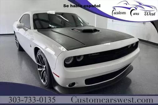 2016 Dodge Challenger 392 Hemi Scat Pack Shaker RWD photo