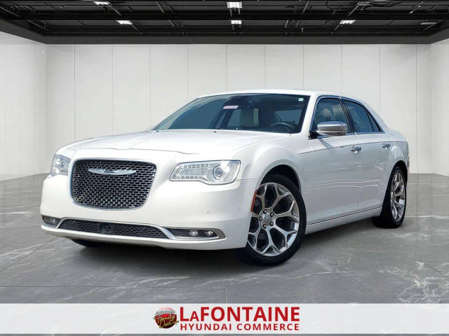 2016 Chrysler 300 300C Platinum RWD photo