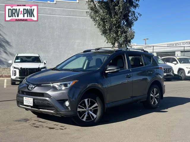 2016 Toyota RAV4 XLE FWD photo