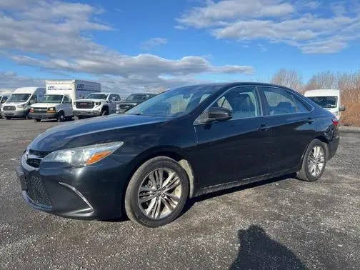 2015 Toyota Camry SE FWD photo