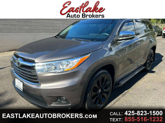 2015 Toyota Highlander LE FWD photo