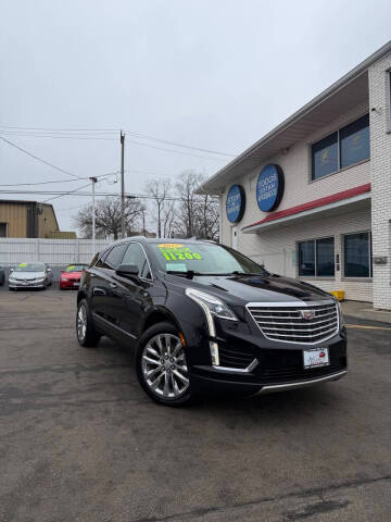 2017 Cadillac XT5 Platinum AWD AWD photo
