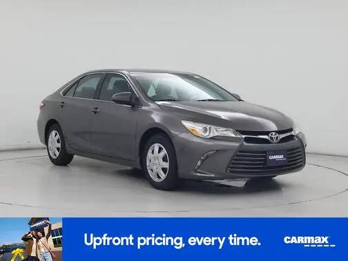 2016 Toyota Camry LE FWD photo