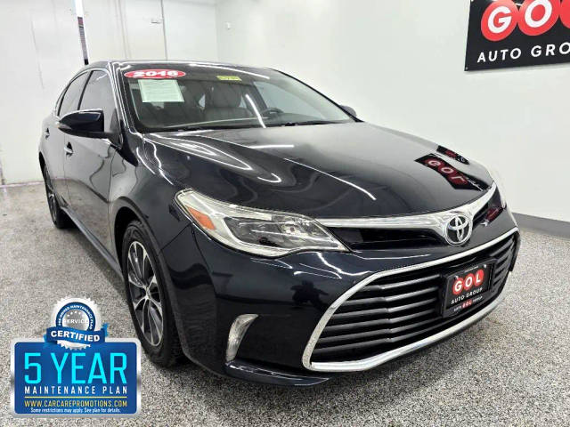 2016 Toyota Avalon XLE FWD photo
