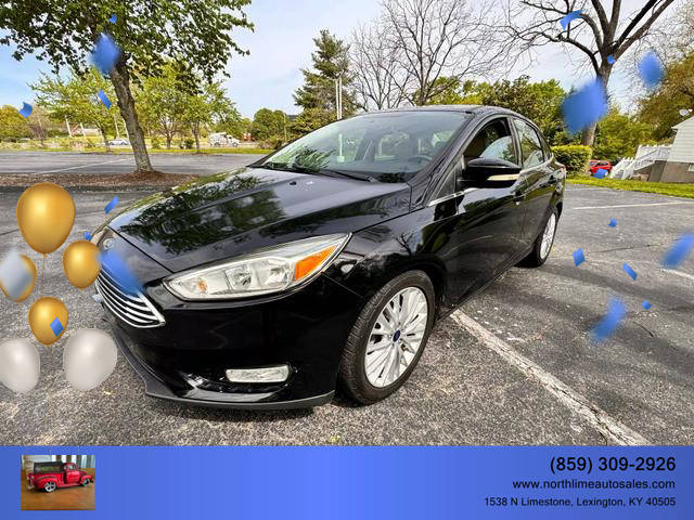 2016 Ford Focus Titanium FWD photo