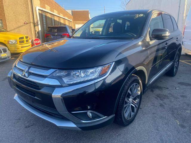 2016 Mitsubishi Outlander SE 4WD photo