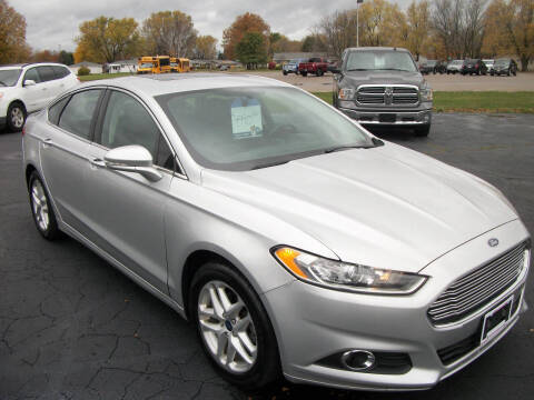 2015 Ford Fusion SE FWD photo