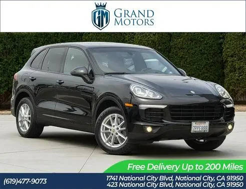 2016 Porsche Cayenne  AWD photo