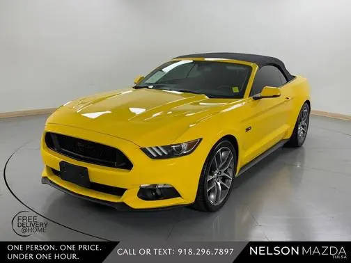 2015 Ford Mustang GT Premium RWD photo