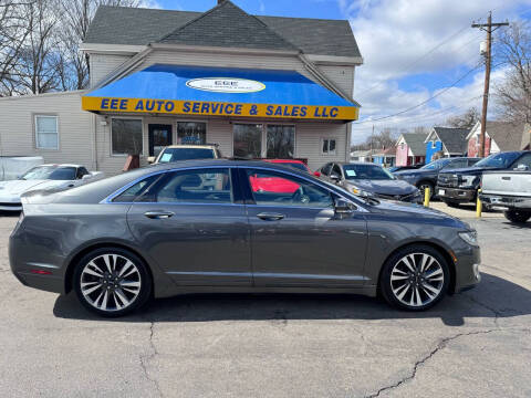 2017 Lincoln MKZ Reserve AWD photo