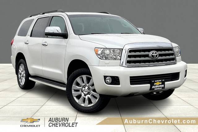 2016 Toyota Sequoia Platinum 4WD photo