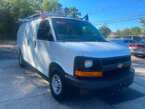 2016 Chevrolet Express Cargo  RWD photo