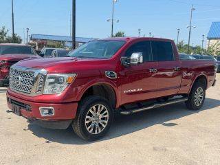 2016 Nissan Titan XD Platinum Reserve RWD photo