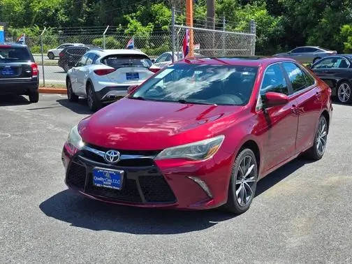 2017 Toyota Camry XSE V6 FWD photo