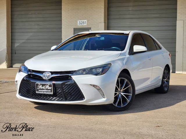 2016 Toyota Camry XSE FWD photo