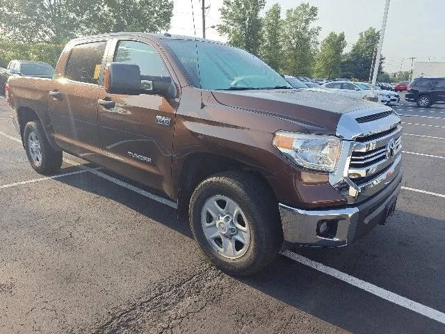 2016 Toyota Tundra SR5 4WD photo