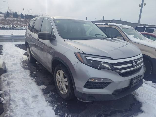 2016 Honda Pilot LX AWD photo