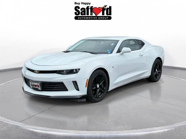 2016 Chevrolet Camaro 1LT RWD photo