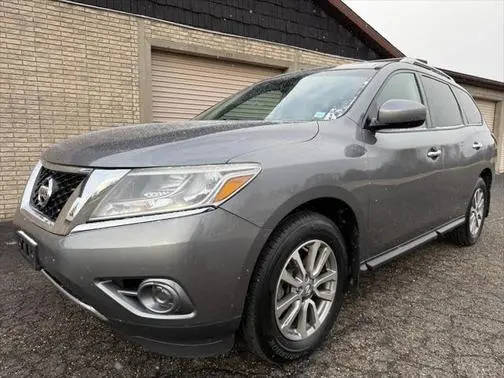 2016 Nissan Pathfinder S 4WD photo