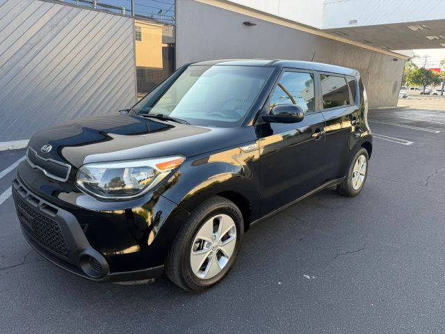 2016 Kia Soul Base FWD photo